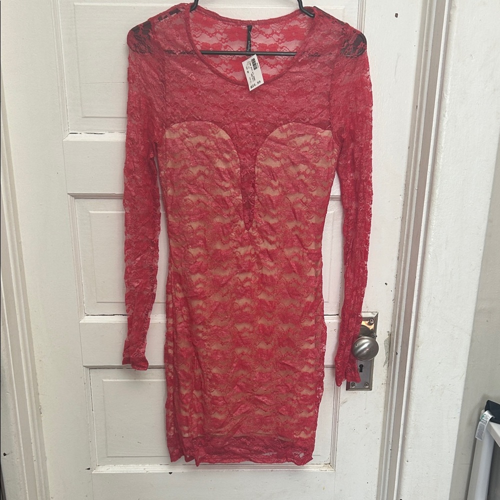 Red Lace Long-Sleeve Sheer Overlay Bodycon Dress